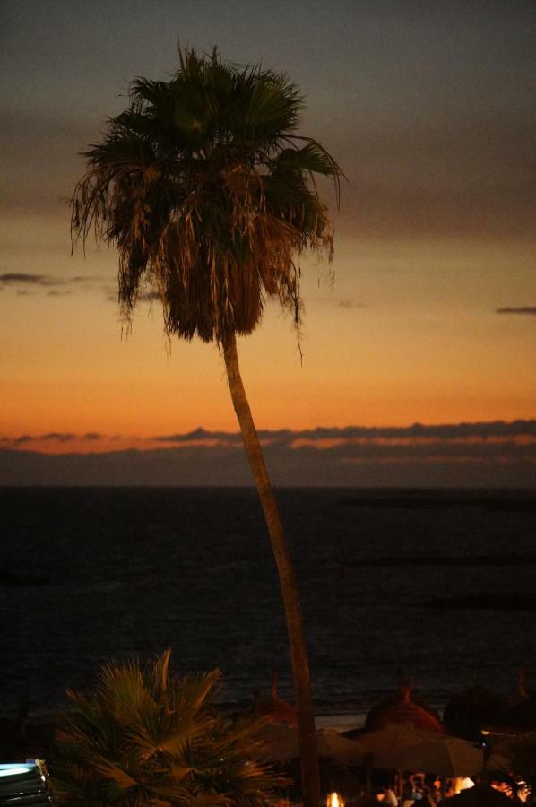 Comodoro Estudio Vista Mar Explotaciones Ravel Arona  Buitenkant foto